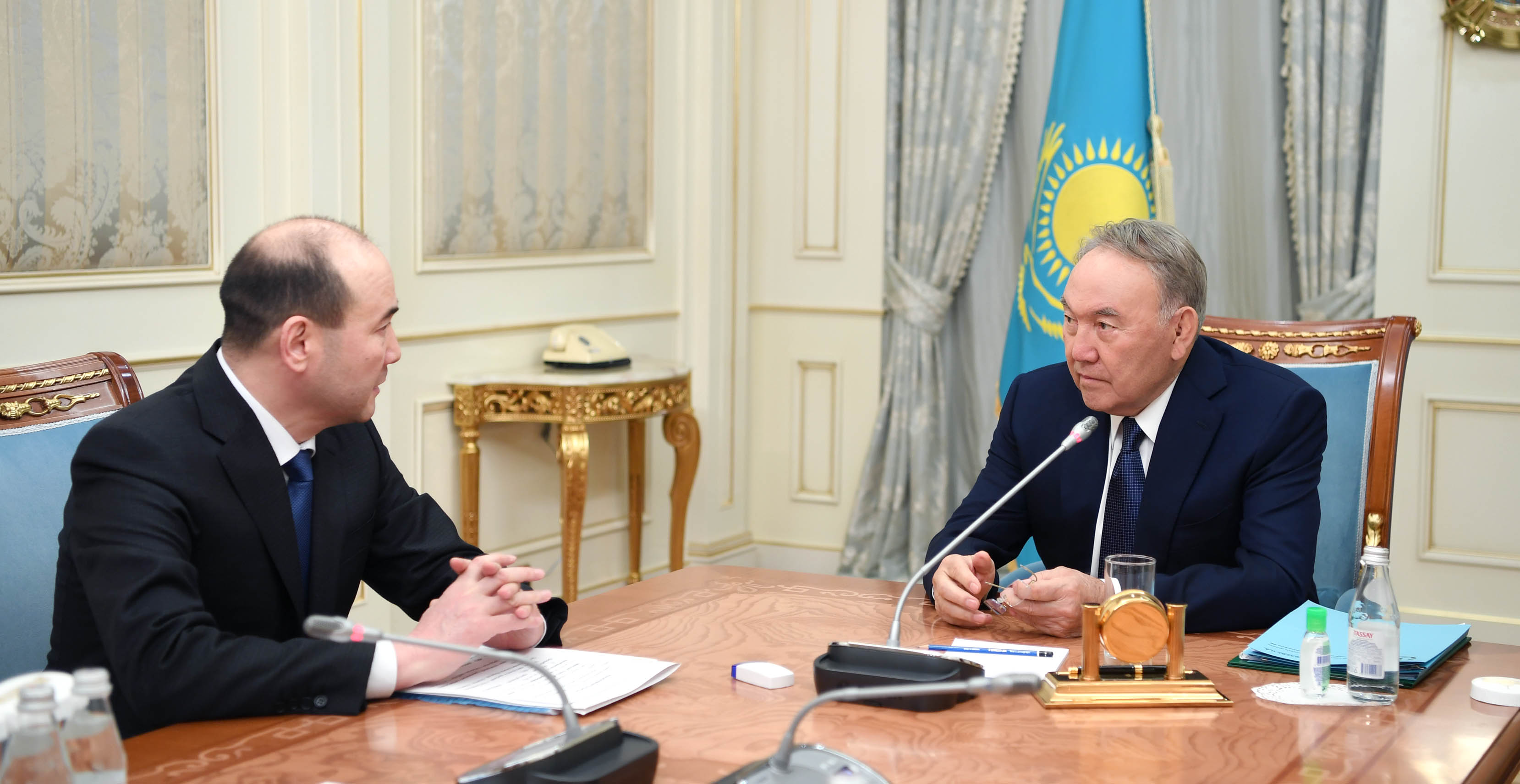 ەلباسى نۇرسۇلتان نازارباەۆ باس پروكۋرور عيزات نۇرداۋلەتوۆتى قابىلدادى