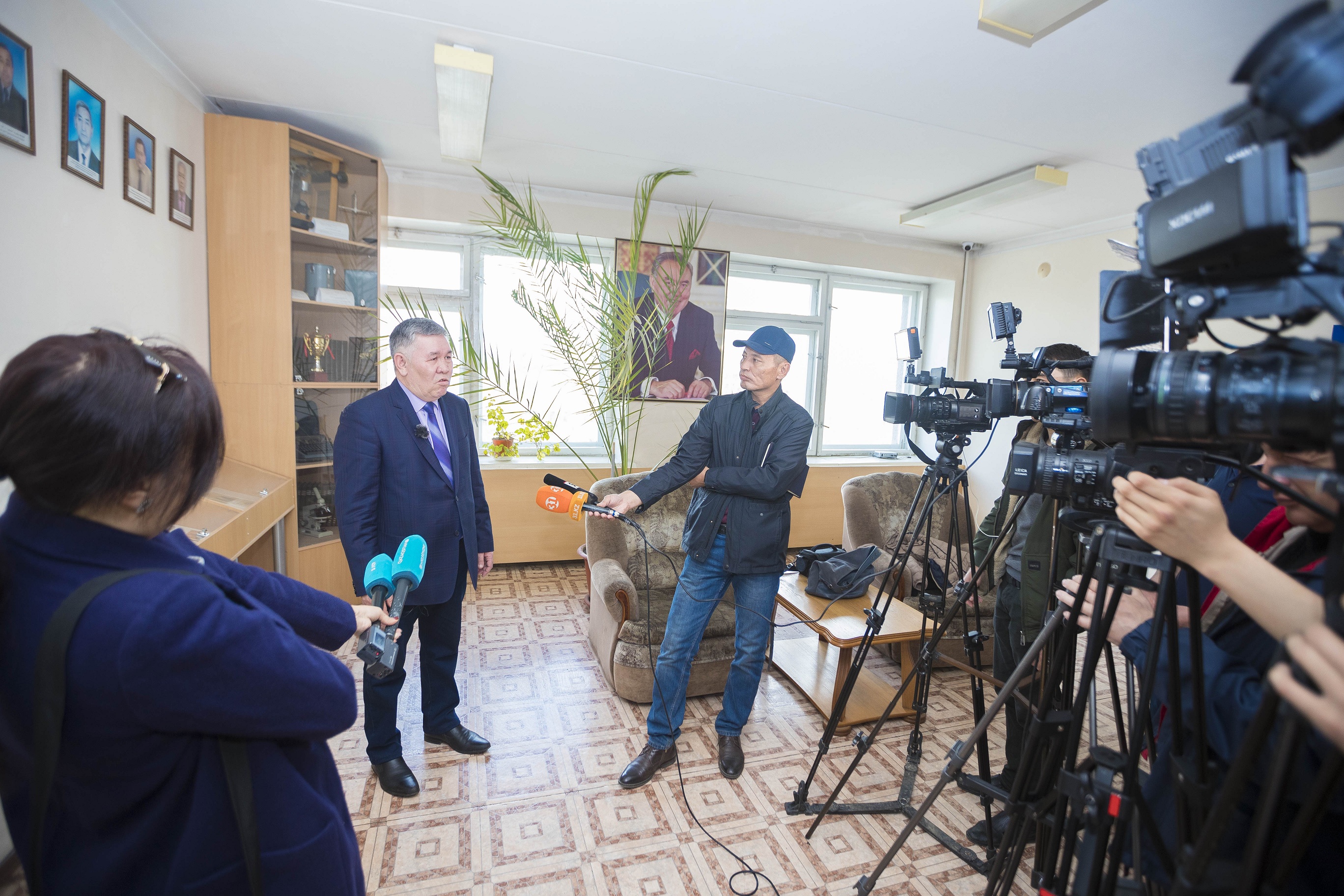 شقو تۇرعىنى ءسىبىر جاراسىن جۇقتىرۋى مۇمكىن دەگەن كۇدىكپەن اۋرۋحاناعا جاتقىزىلدى