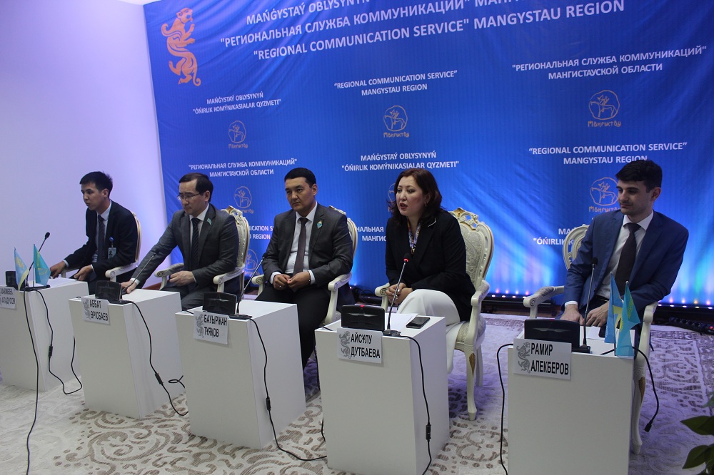 «ۇزدىك مەملەكەتتىك قىزمەتكەر » كونكۋرسىنا قاتىسۋشىلار سانى ارتىپ كەلەدى