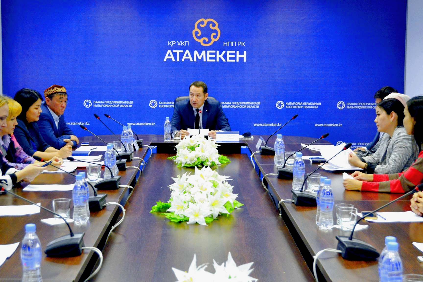 قىزىلوردا وبلىسىندا كاسىپكەرلەردىڭ قاتىسۋىمەن وتىرىس ءوتتى