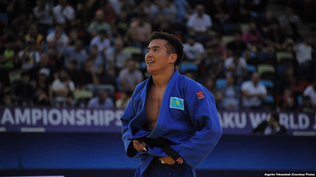 دزيۋدو: فۋدجەيرادا التى جۇلدە بۇيىردى