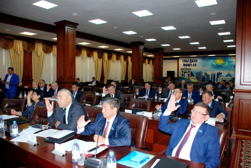 فرونت-وفيس اشىق الاڭعا اينالادى