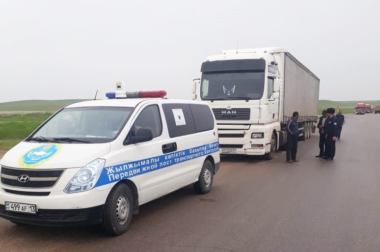 تۇركىستان: اۋىر سالماقتاعى جۇك كولىكتەرىنە قارسى رەيد شاراسى ءوتىپ جاتىر