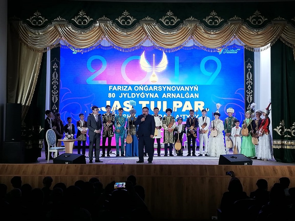 قوستاناي وبلىسىندا مەكتەپ وقۋشىلارىنىڭ ءداستۇرلى ايتىسى ءوتتى