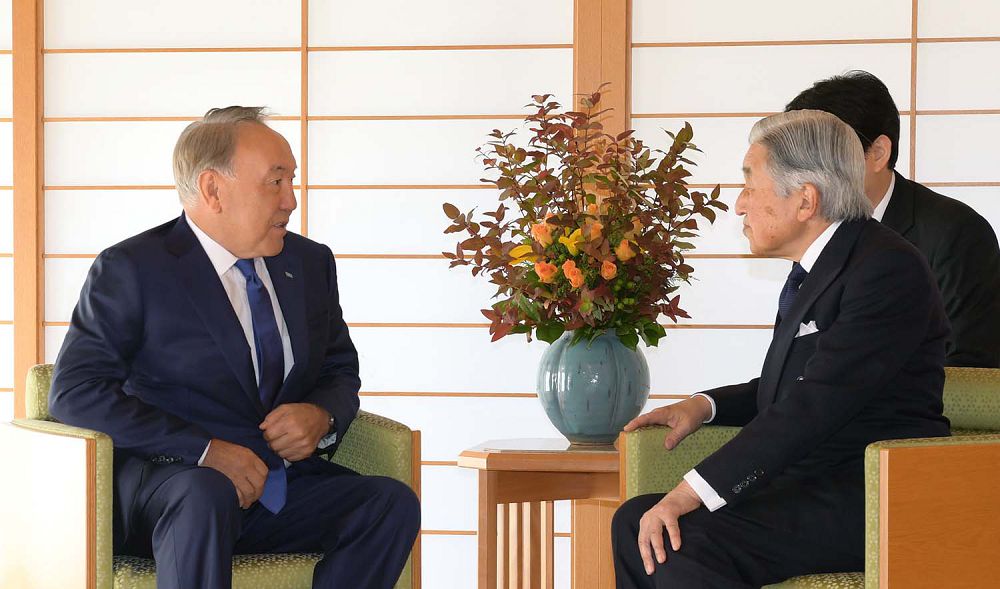 ەلباسى مەن يمپەراتور