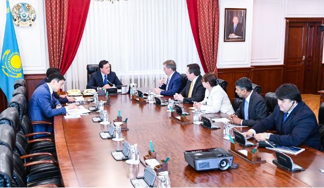 اسقار مامين Chevron وكىلى تودد لەۆيمەن كەزدەستى