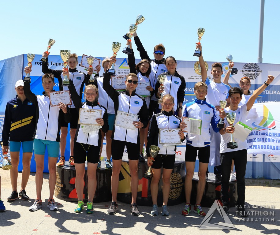 تارازدا ترياتلوننان قر كۋبوگىنىڭ ءىى كەزەڭى مارەسىنە جەتتى