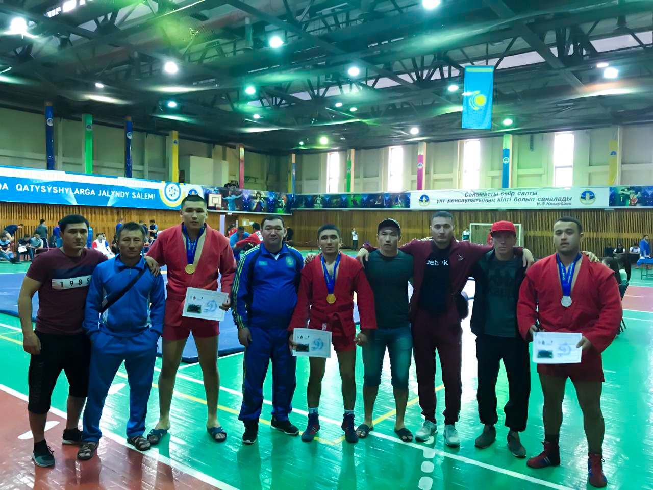 قاراعاندىلىق ساقشىلار سامبو جارىسىندا كوزگە ءتۇستى