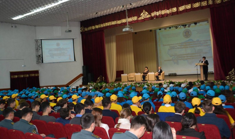 سولتۇستىك قازاقستاندا اۋىل جاستارىنىڭ رەسپۋبليكالىق فورۋمى ءوتتى