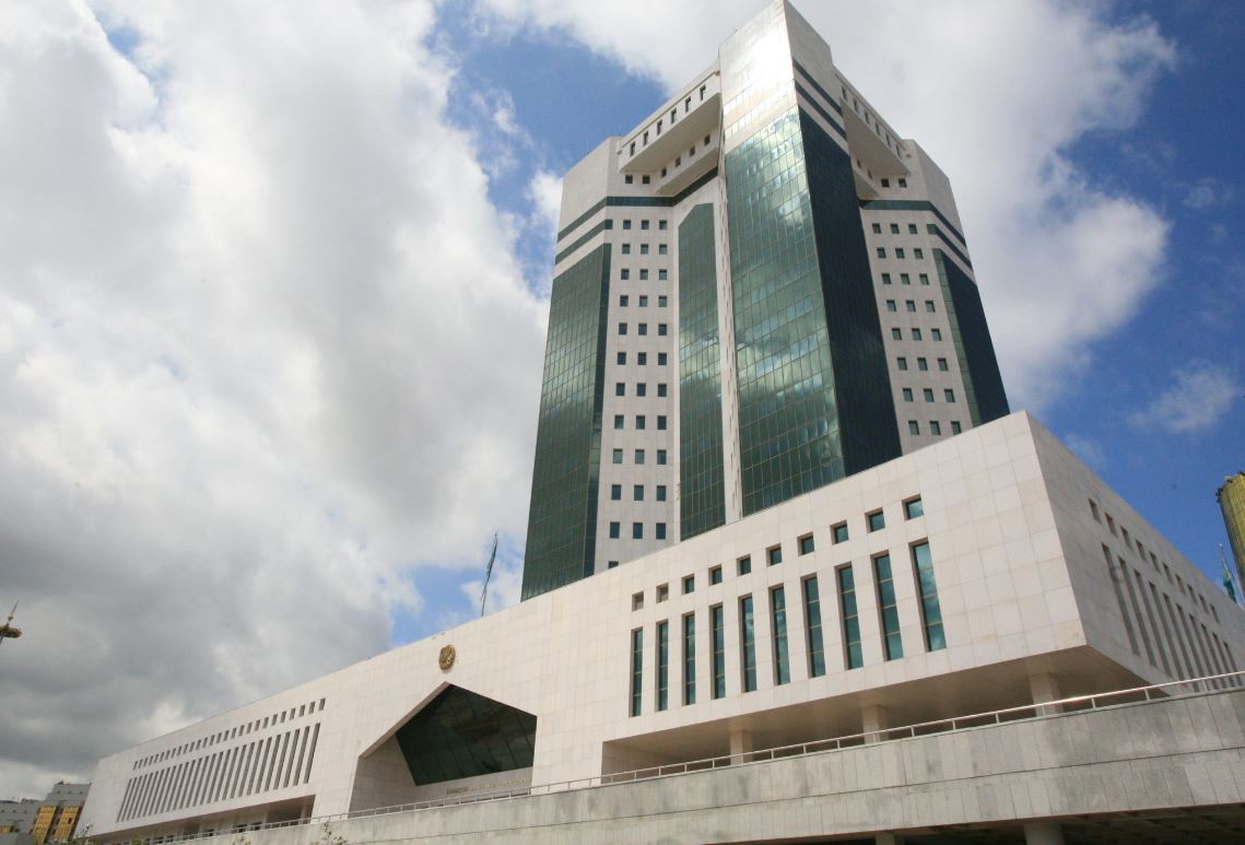 ا. مامين بالالاردىڭ جازعى بوس ۋاقىتىن ۇيىمداستىرۋدى تاپسىردى