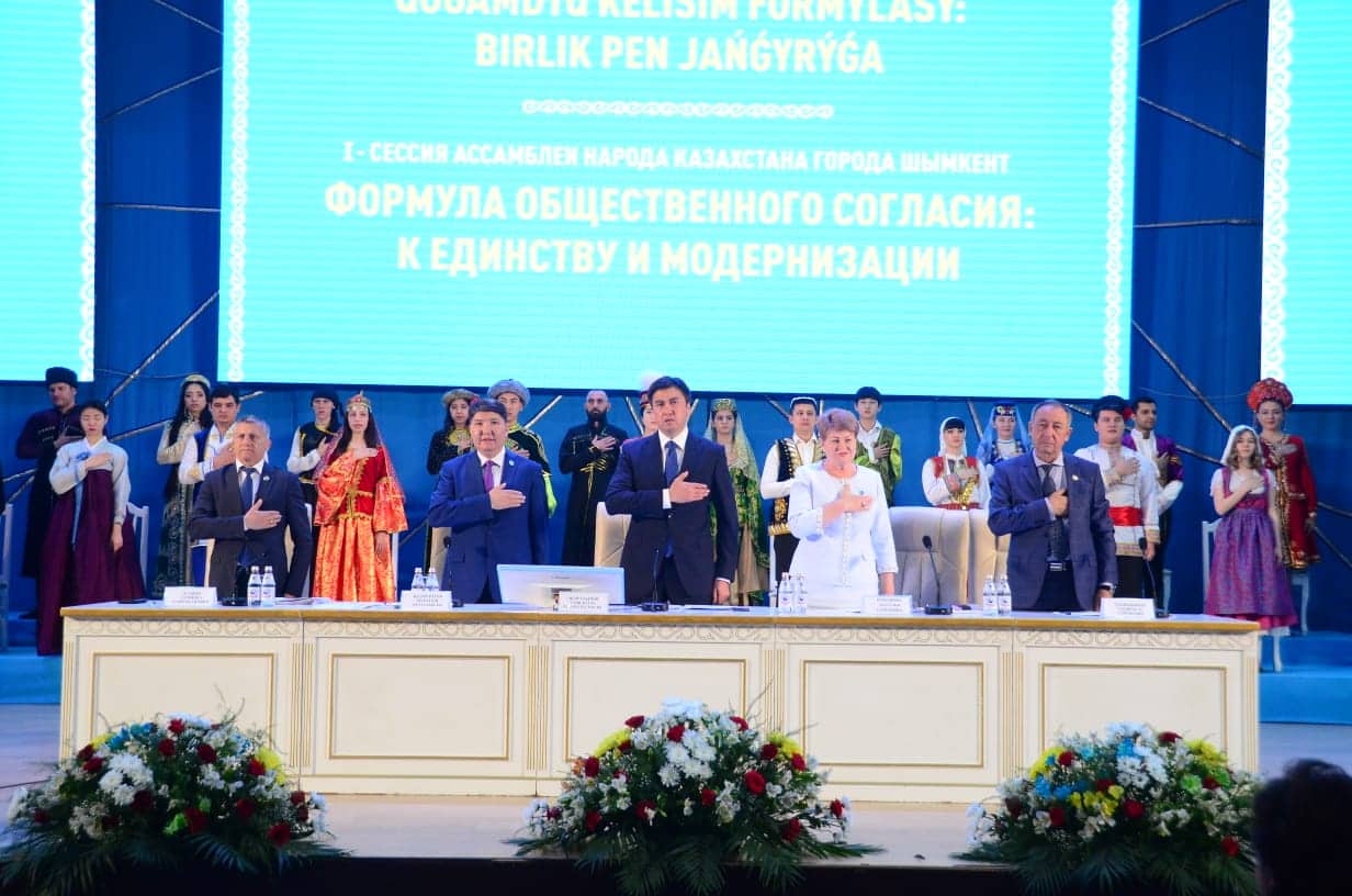 شىمكەنت قالالىق قازاقستان حالقى اسسامبلەياسىنىڭ العاشقى سەسسياسى ءوتتى