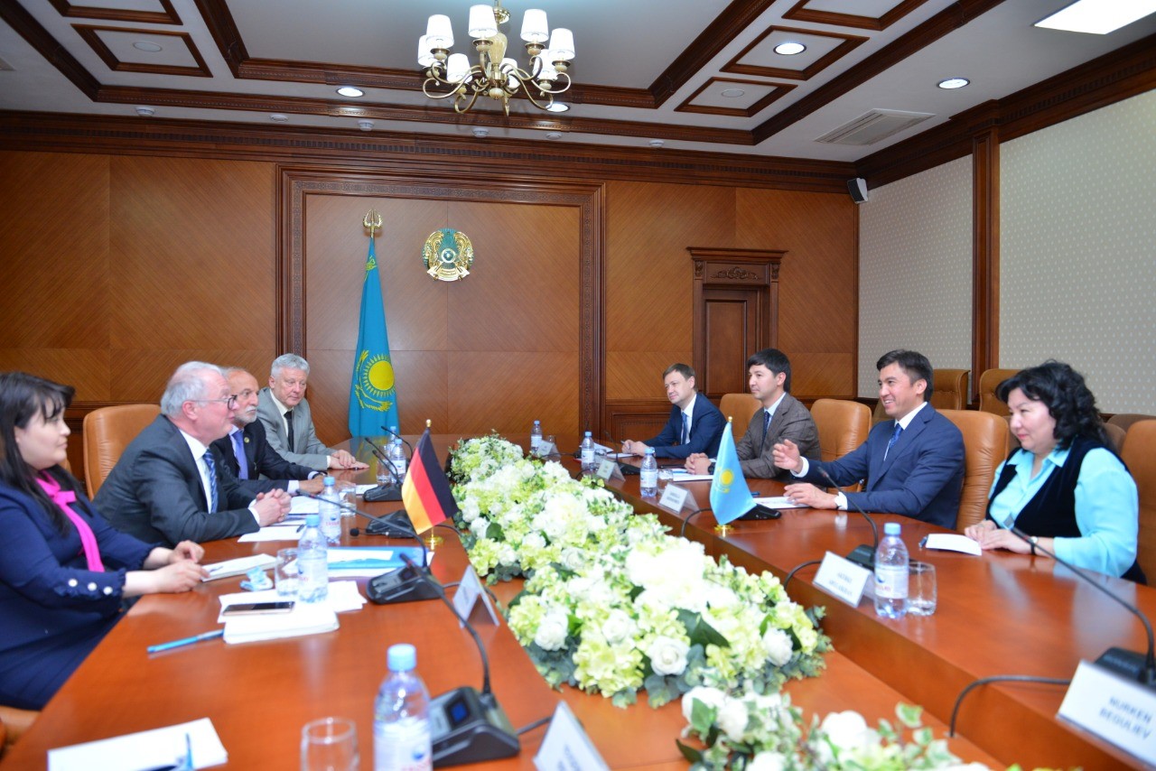 تيلو كليننەر: شىمكەنتتەگى ءىرى جوبالارعا نەمىس كاسىپكەرلەرى قاتىسۋعا دايىن