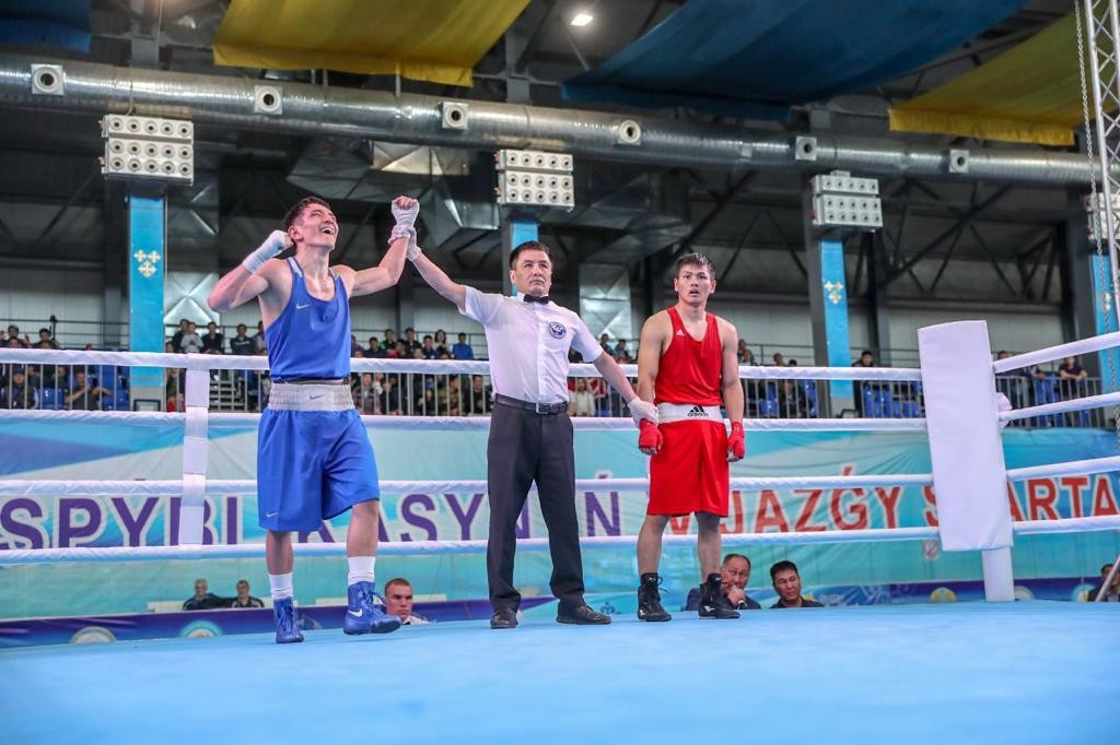 شانحايداعى حالىقارالىق تۋرنيرگە قاتىساتىن بوكسشىلار ەسىمى بەلگىلى بولدى