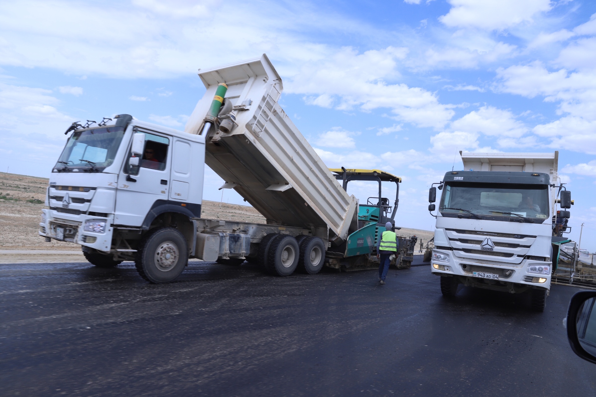 تاجەنگە دەيىنگى جول قۇرىلىسى كۇزدە اياقتالادى