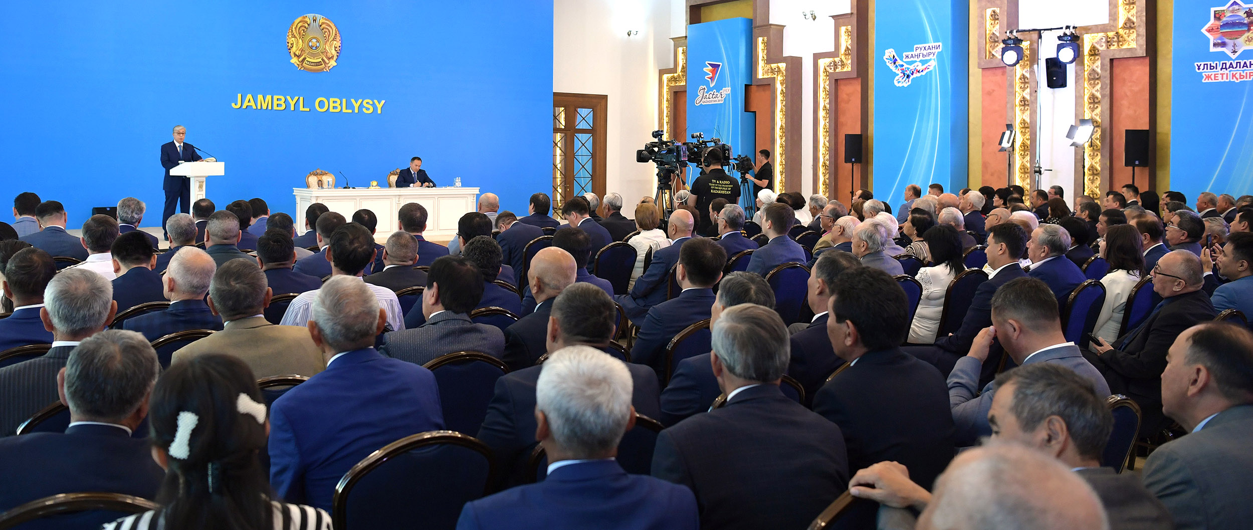 قازاقستان پرەزيدەنتى قاسىم-جومارت توقاەۆ جامبىل وبلىسىنىڭ جۇرتشىلىعىمەن كەزدەستى