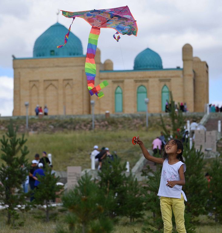 سوچيگە – 10 جولداما!