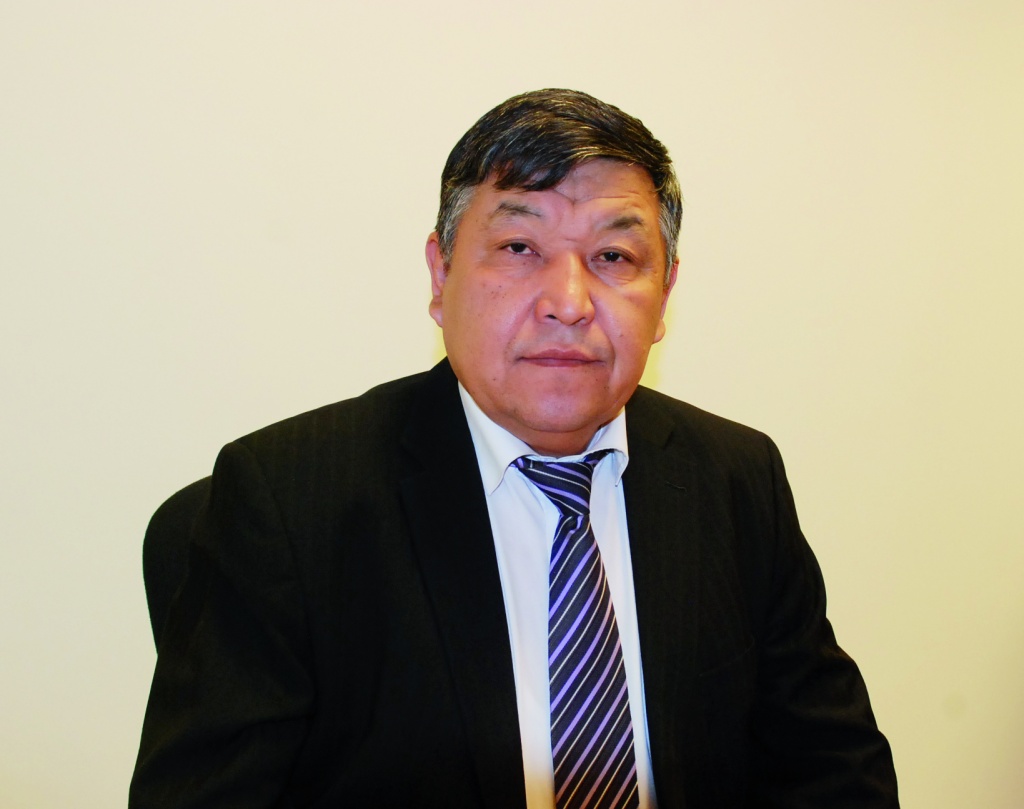 جولتاي ءالماش ۇلىنىڭ «مۇڭمەن الىسقان ادامىنىڭ»  پرەمەراسى تاشكەنتتە جالعاستى