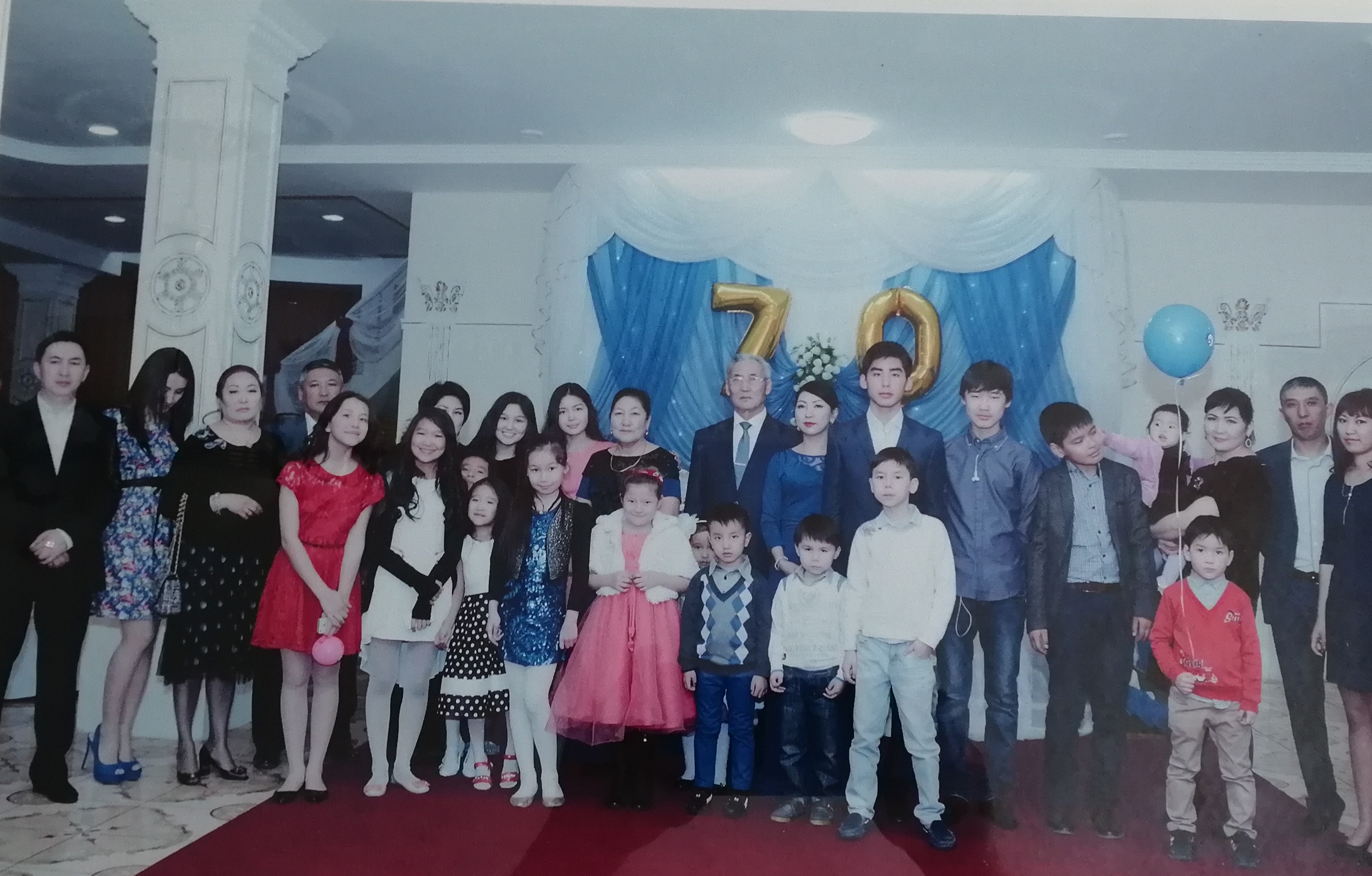 مەرەيى تاسىعان وتباسى