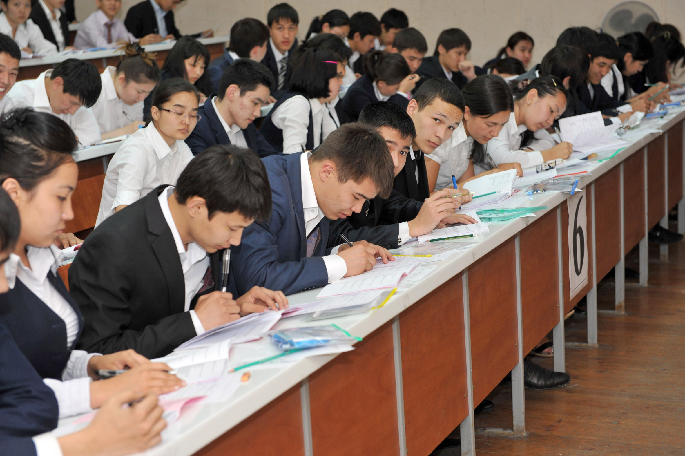 30-دان استام تۇلەك ۇبت-نى اعىلشىن تىلىندە تاپسىرماق