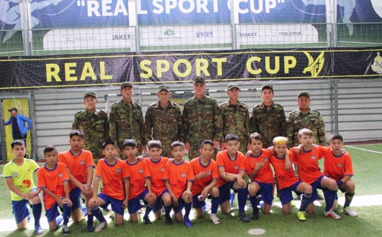 اتىراۋدا جاس فۋتبولشىلار ورتتەن قۇتقارىلدى