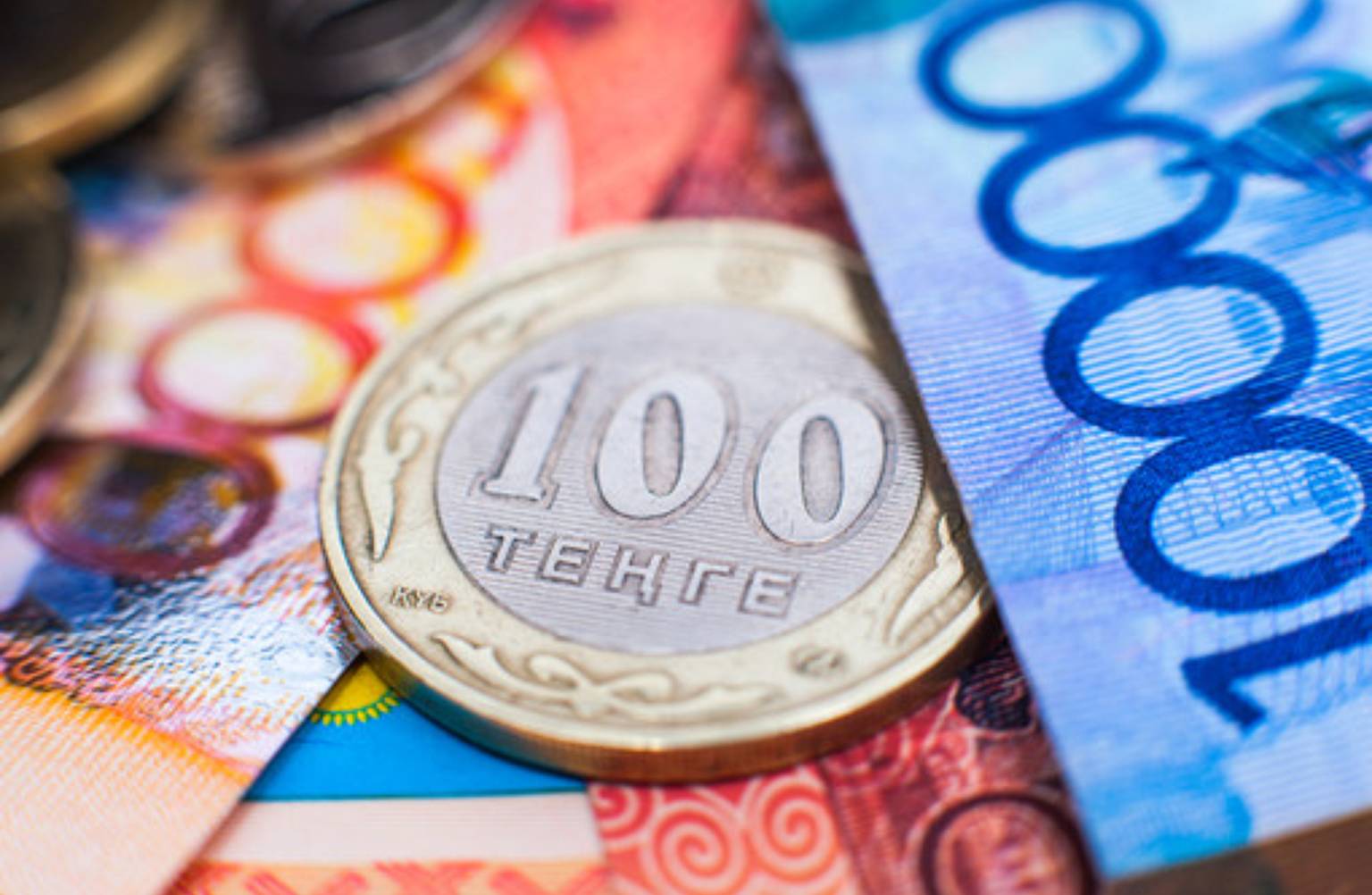 قازاق تەڭگەسى  5 كۇندە 3 پايىزعا كۇشەيدى