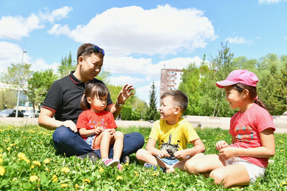 اكە دەگەن  ۇلى ەسىم