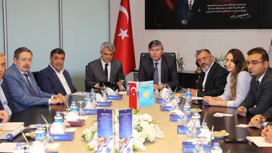 تۇركيانىڭ كايسەري قالاسىندا قازاقستاننىڭ ينۆەستيتسيالىق مۇمكىندىكتەرى تانىستىرىلدى