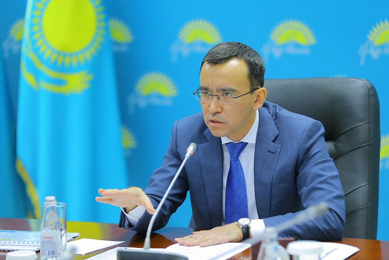 ماۋلەن اشىمباەۆ: «Nur Otan» ارىس تۇرعىندارىنا قاجەتتى بارلىق كومەك شارالارىن قولعا الادى