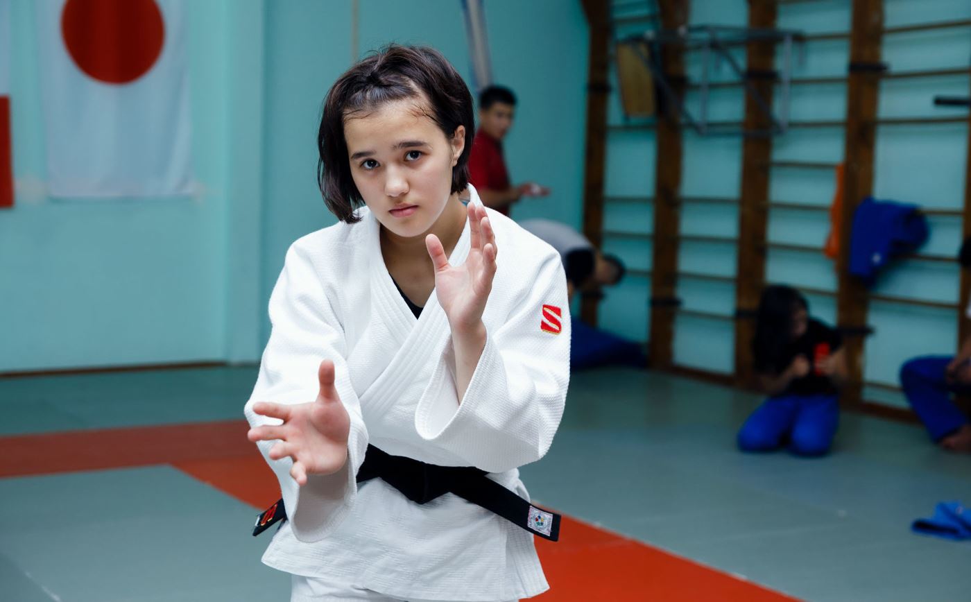 دزيۋدوشىلار ءۇش جۇلدە الدى