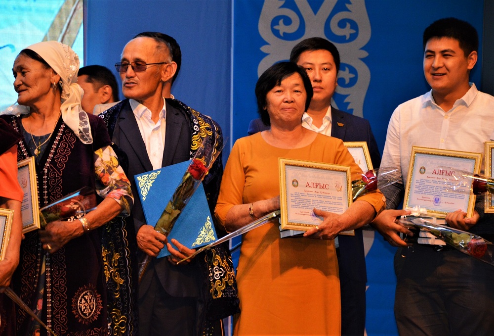 «جالاعاش جارشىسى» گازەتىنە – 85 جىل