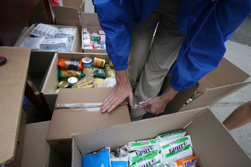 سەمەيلىكتەر ارىس تۇرعىندارىنا كومەك قولىن سوزدى