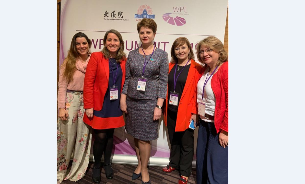 سەناتور و.پەرەپەچينا ساياسي كوشباسشى ايەلدەر سامميتىنە قاتىستى