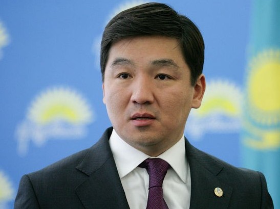 باۋىرجان بايبەك الماتى قالاسىنىڭ اكىمى قىزمەتىنەن بوساتىلدى