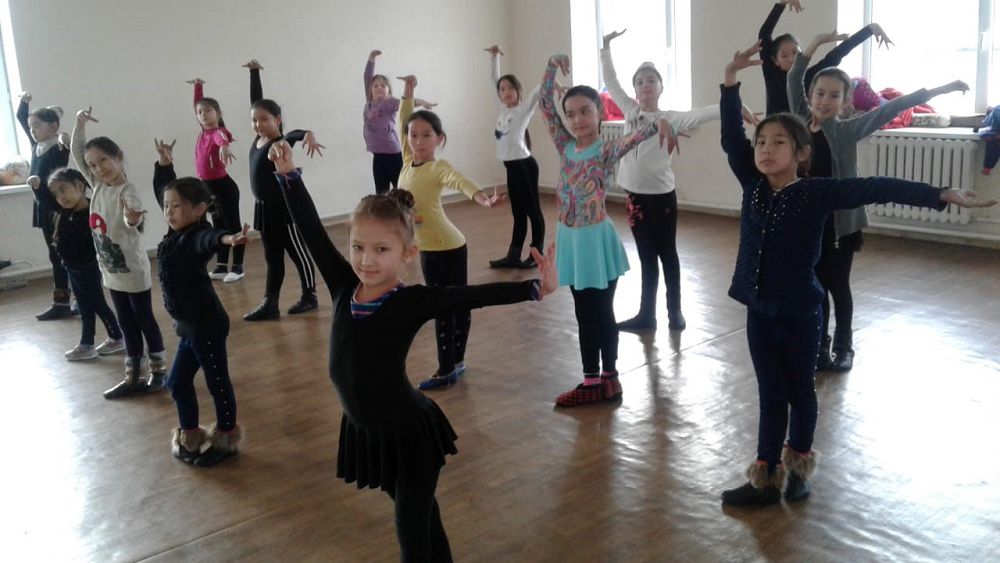 شۇعىلا مەن شارا اۋىلدا ءجۇر