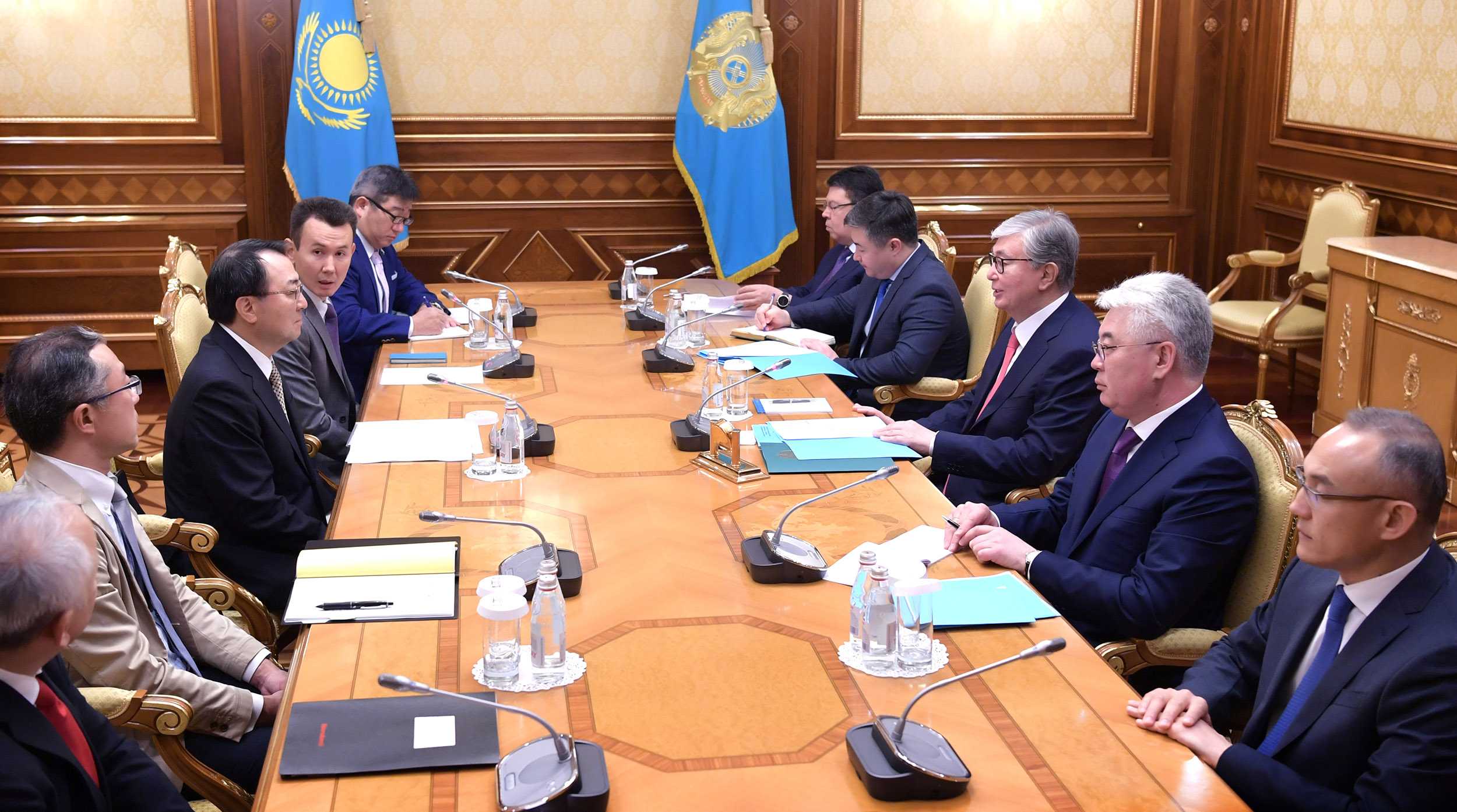 قاسىم-جومارت توقاەۆ «مارۋبەني» ساۋدا كومپانياسىنىڭ ۆيتسە-توراعاسى شيگەرۋ يامازوەنى قابىلدادى