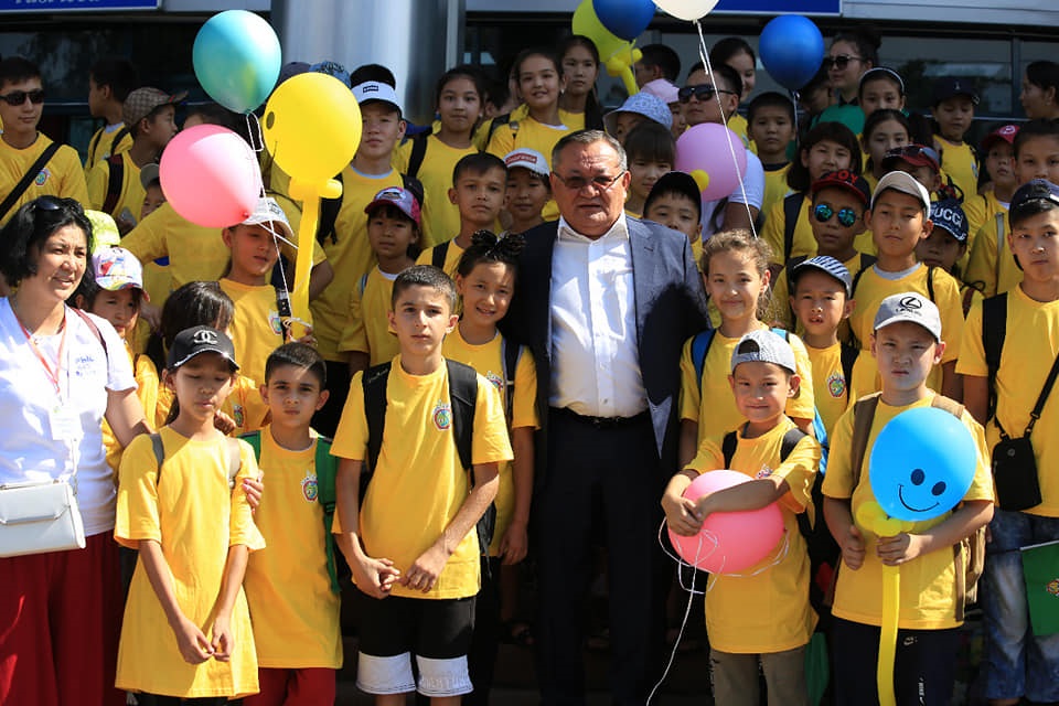 الماتى وبلىسىندا ارىس بالالارىنىڭ جازعى دەمالىسى باستالدى