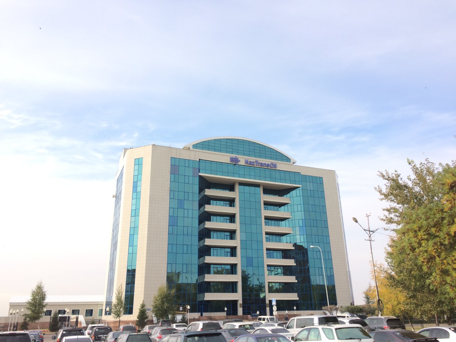 بوس قالعان «قازترانسويل» اق-تىڭ الىپ  عيماراتى «ينۆەستورلار ءۇيى» اتالدى