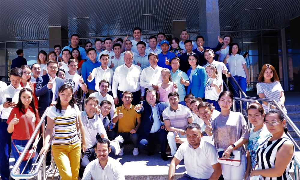 باۋىرجان بايبەك «Nur Otan» پارتياسىنىڭ ايتىستى قايتا قولعا الاتىنىن ايتتى