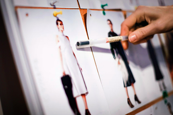 ستيليستەر جەڭىل ونەركاسىپتى دامىتۋعا مۇددەلى