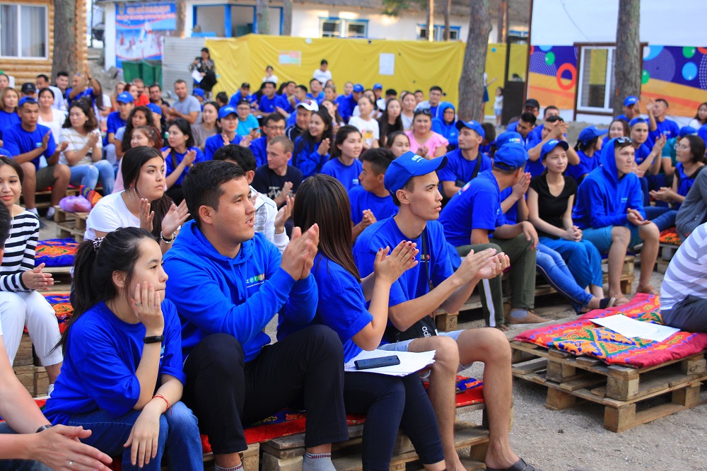 «زەرەن-2019» جاستار لاگەرىنىڭ ەكىنشى ماۋسىمى باستالدى