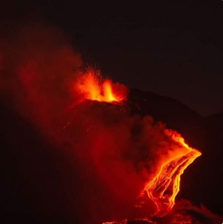 يتاليادا ەتنا جانارتاۋى وياندى