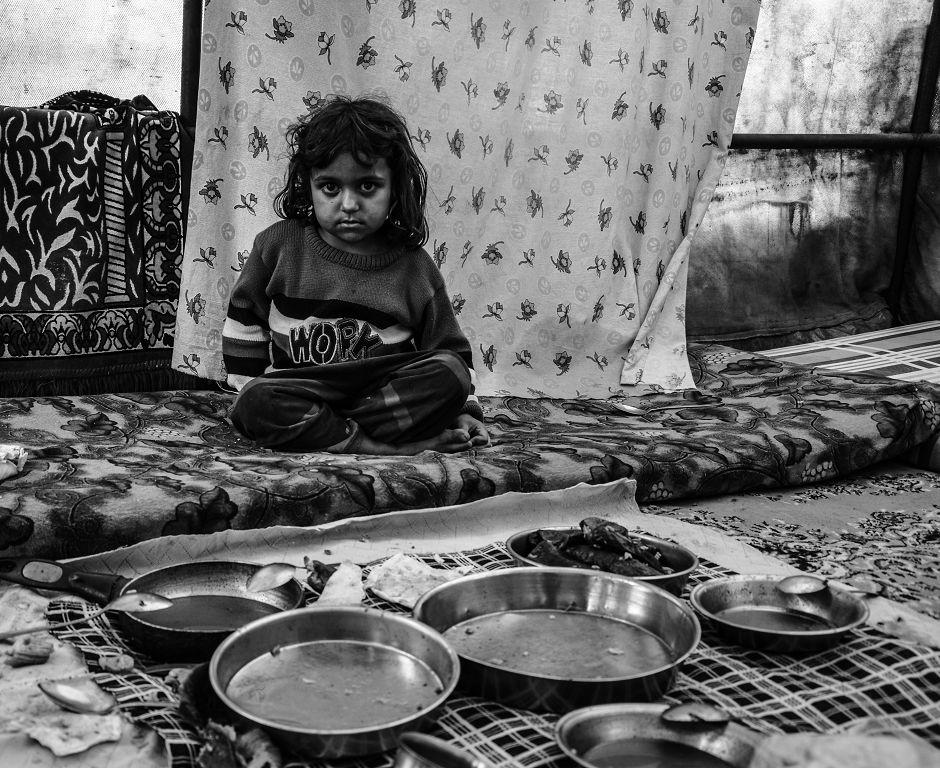 اشتىق قىسپاعىنداعىلار ازايماي تۇر