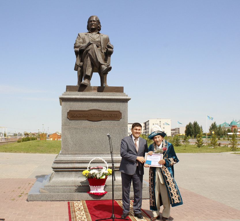 ورالدا قادىر ورتالىعىندا كۇي بولمەسى اشىلدى