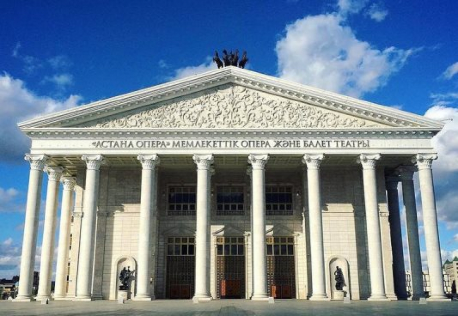 ۇيىقتاپ جاتقان جۇرەكتى ءان وياتار