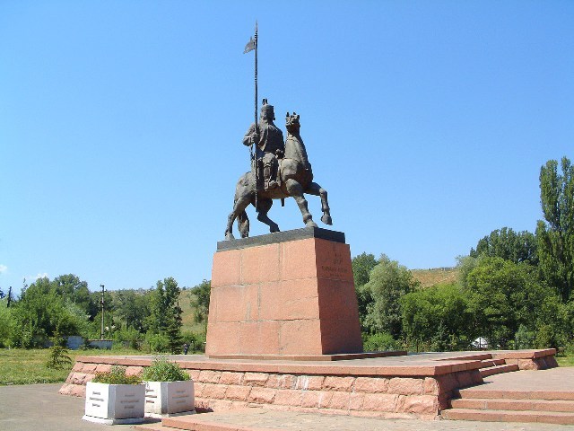 ەسكەرتكىشتەر مەن ەستەلىكتەر