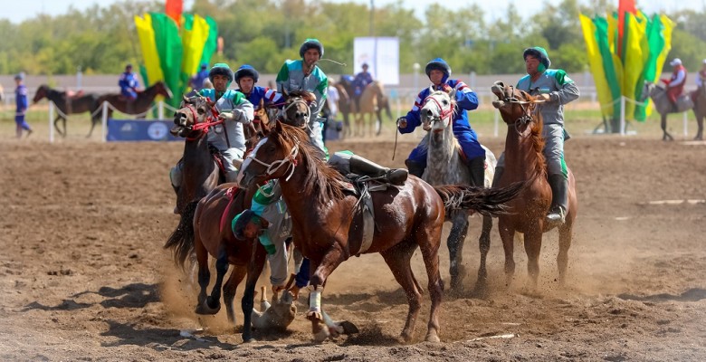 قاسيەتىڭنەن اينالايىن, قامبار اتا