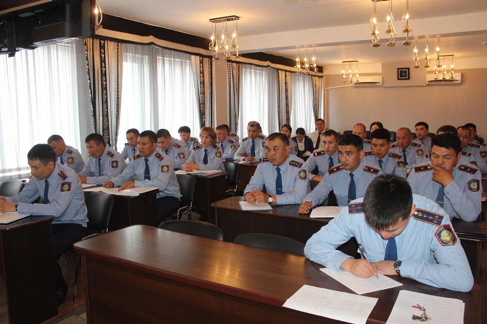 قوستاناي وبلىسىندا پوليتسەيلەر تاپشىلىعى ءبىلىنىپ وتىر