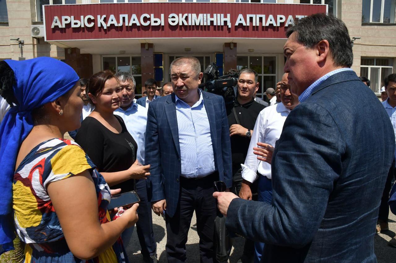 ا. مامين ارىس قالاسىندا