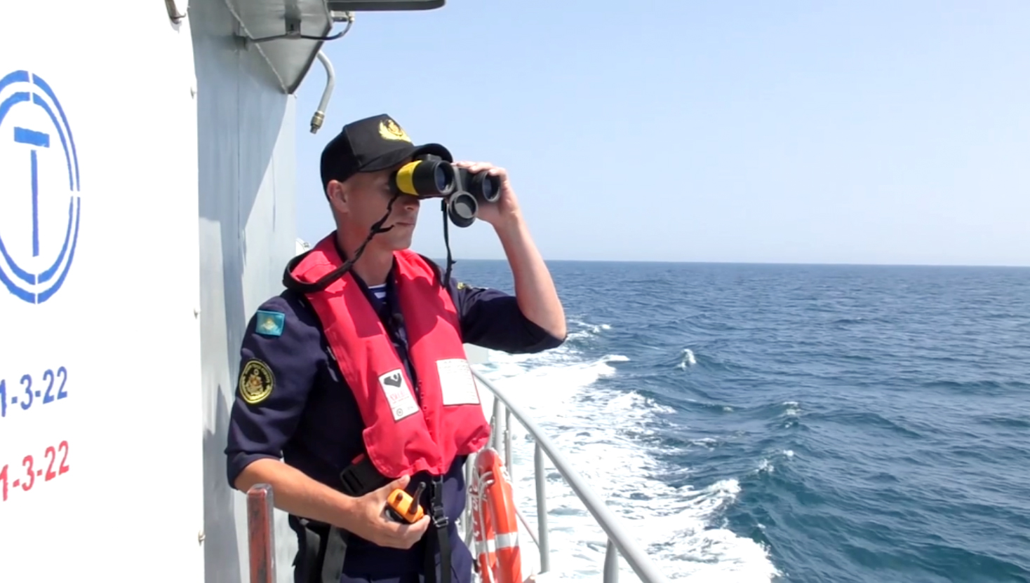 قازاقستان اتك كورابلى ازەربايجاننىڭ سۋ ايدىنىنا جورىققا شىقتى