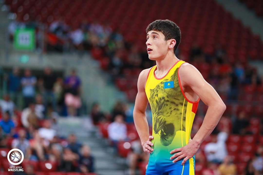 ەركىن كۇرەس شەبەرلەرى كادەتتەر اراسىنداعى الەم چەمپيوناتىنان ەكى مەدال ەنشىلەدى